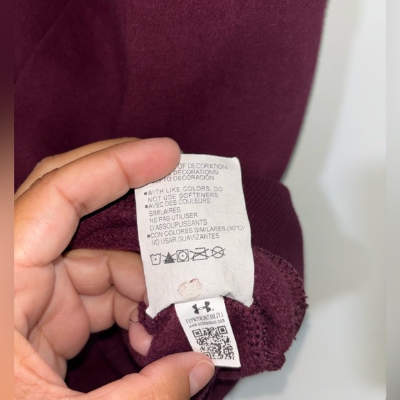 Under Armour Woman’s Maroon Hoodie - 1X - Picture 4 of 6